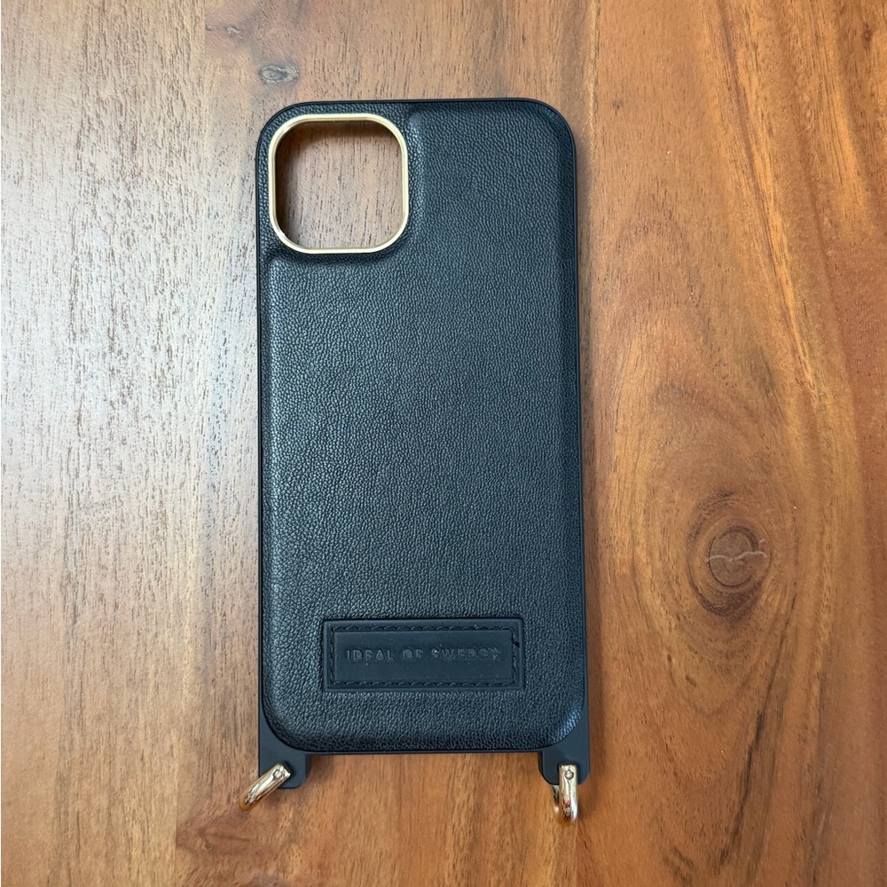 IDEAL OF SWEDEN Athena Black iPhone 13 phone strap case - NO STRAP